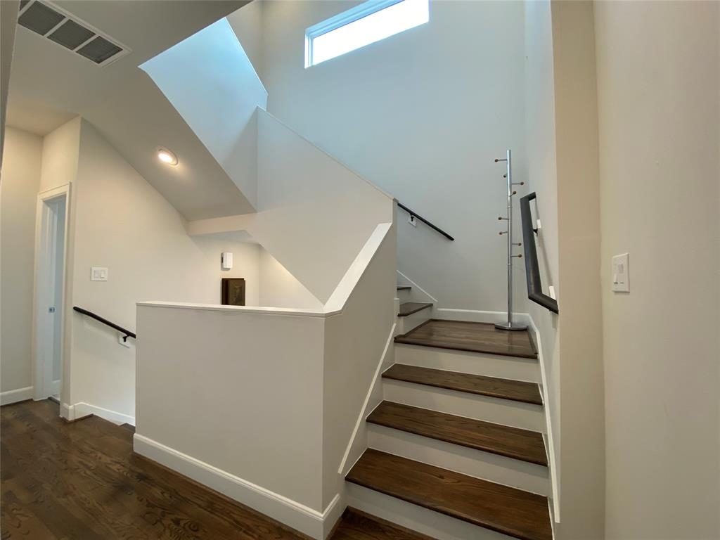 1003 W 17th Street - Photo 25