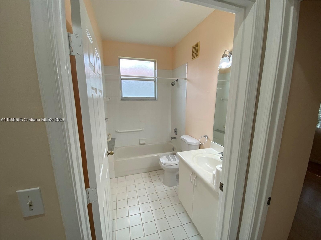 856 Nw 132nd Ave - Photo 19