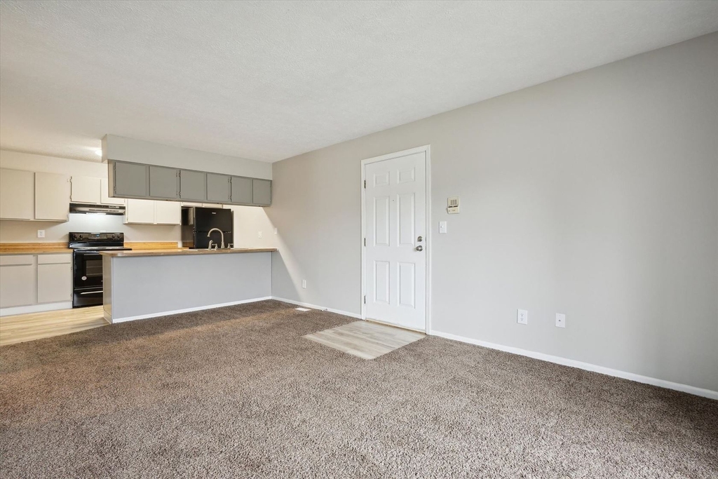 1100 Clarinet Blvd W. - Photo 15