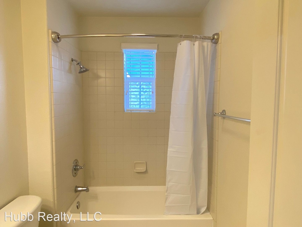 1648 Springhill Drive - Photo 23