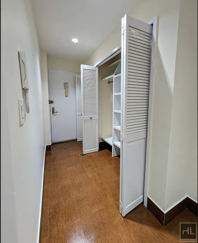 East 78 Street - Photo 15