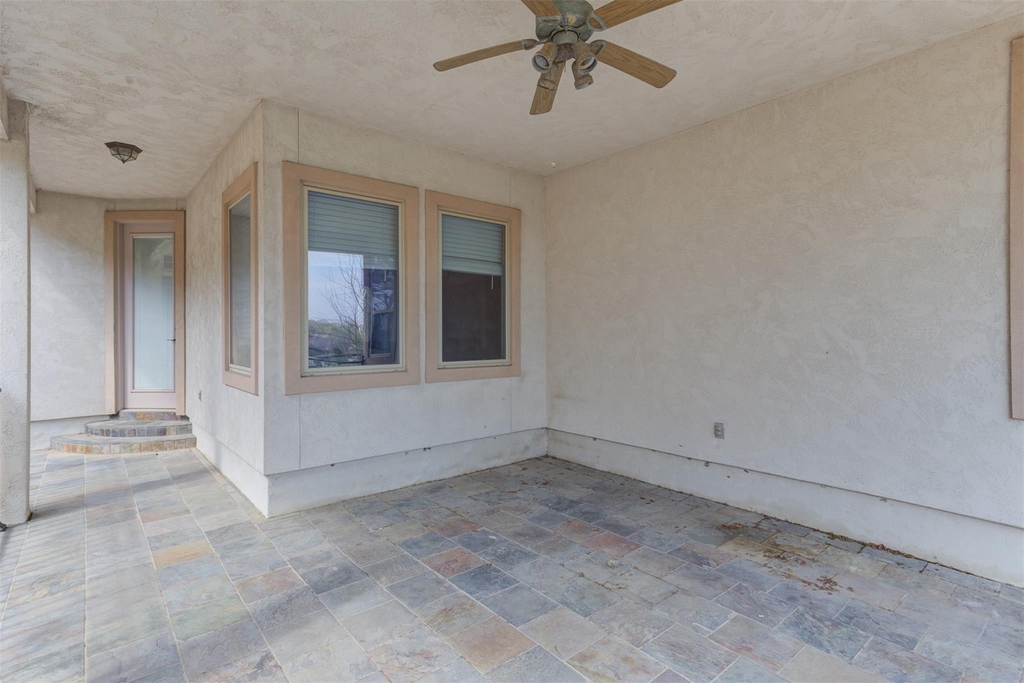 1147 Legacy Dr - Photo 10