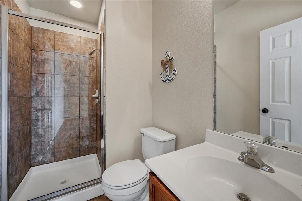 20905 Waterside Dr - Photo 29