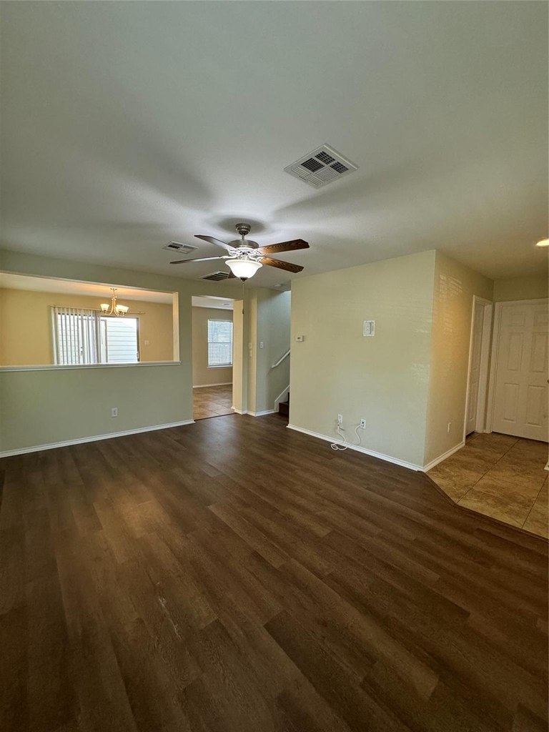 1057 Dorn - Photo 4