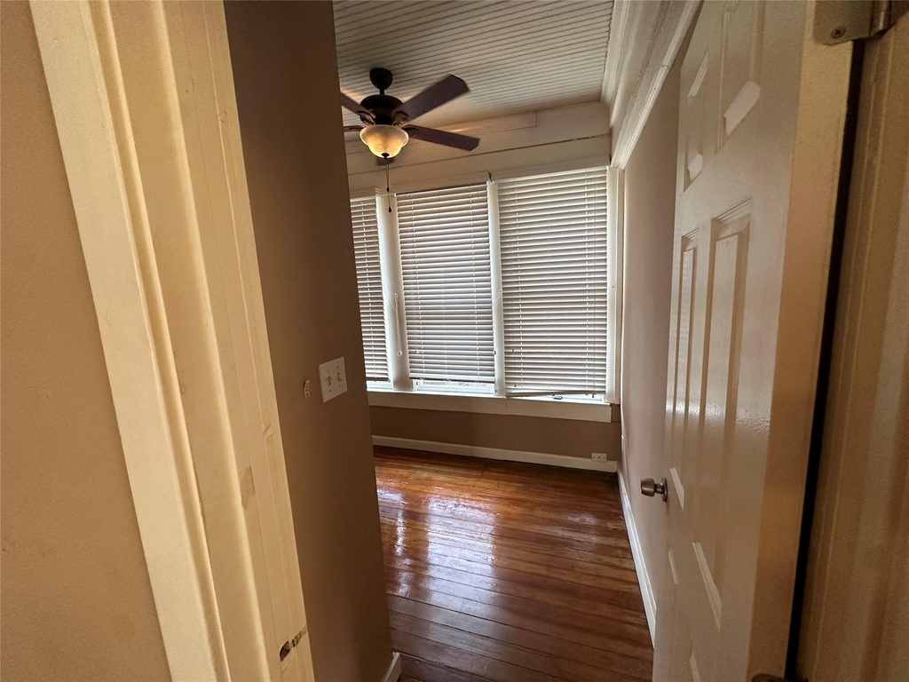 1007 West Ave - Photo 11