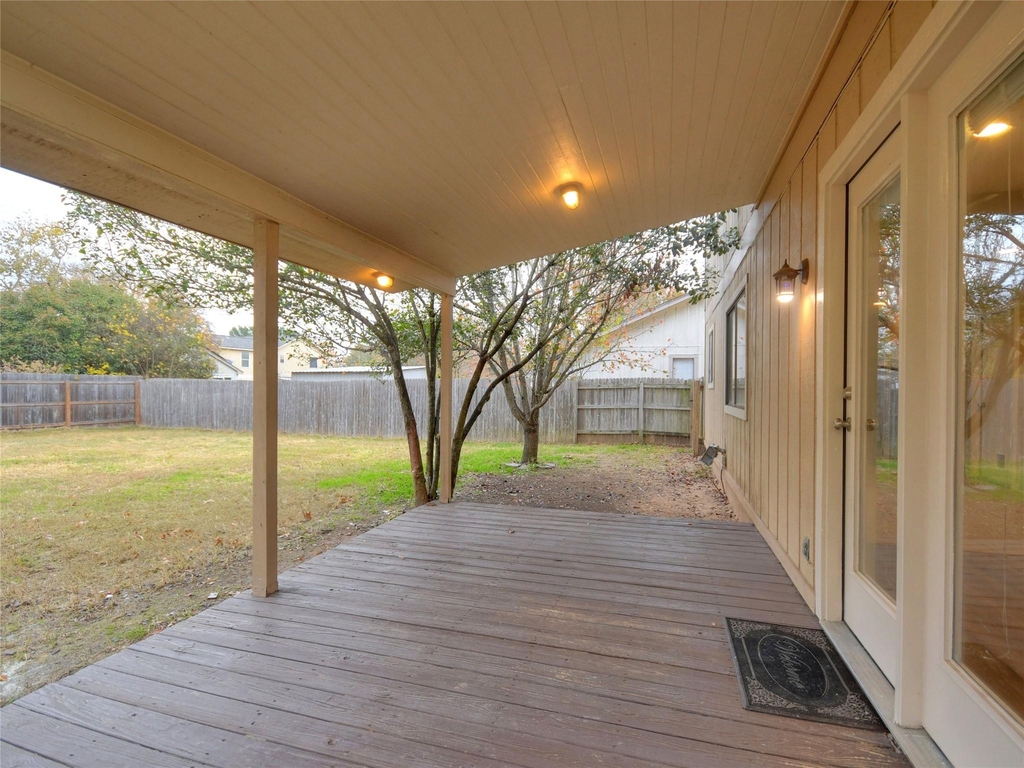 610 Bristlewood Cv - Photo 11