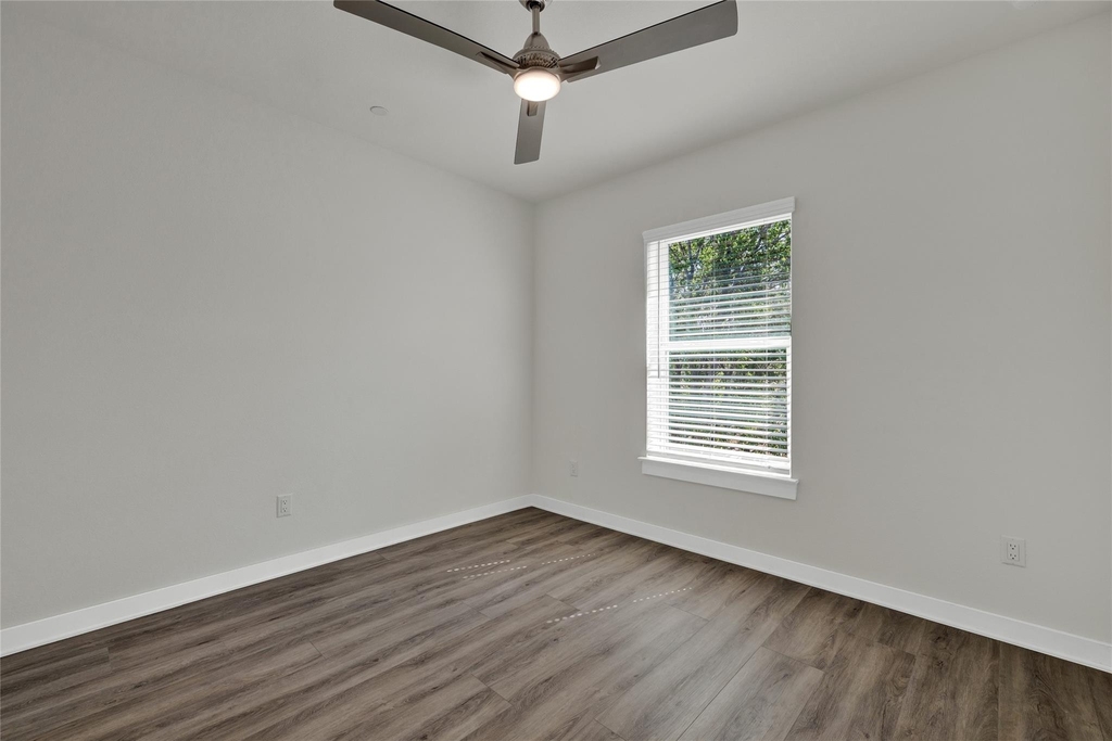 104 Creekside Trl - Photo 27