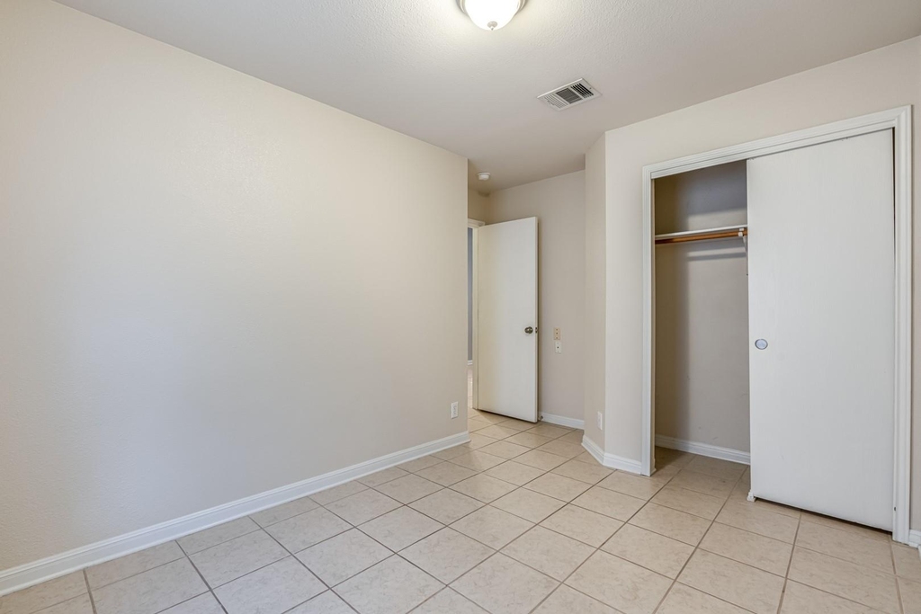 8518 Trumpet Cir - Photo 25