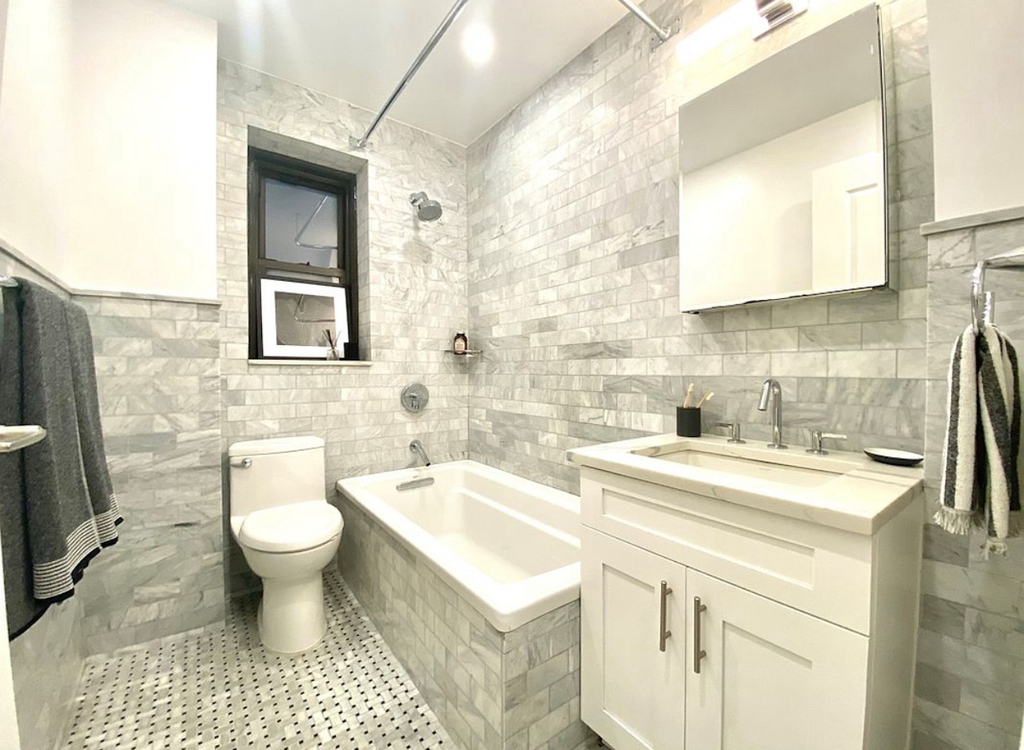 160 East 48th Street - Photo 5