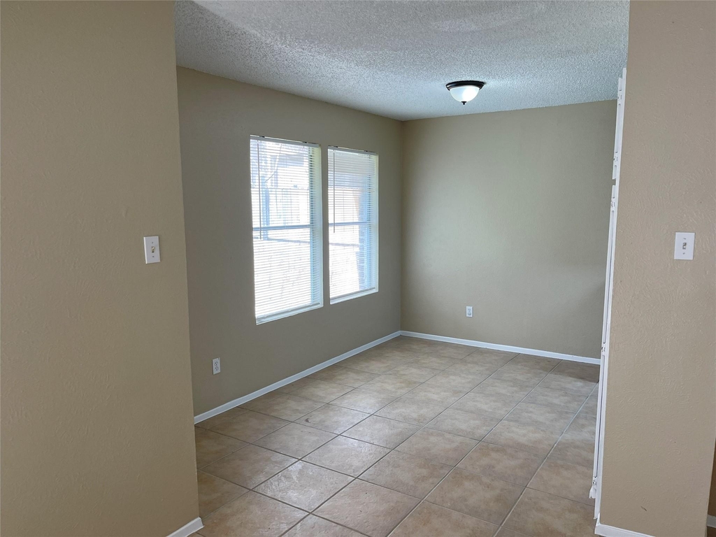 11902 Alpheus Ave - Photo 10