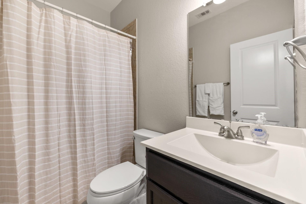 2215 Katy Lane Unit# A - Photo 19