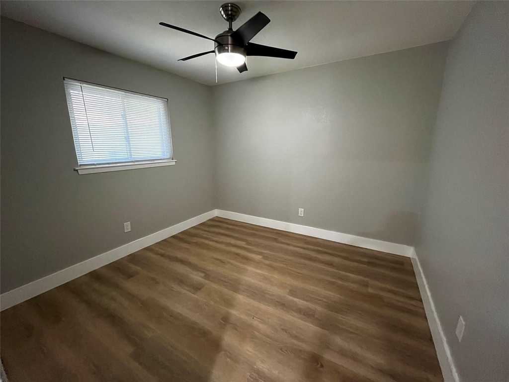 2103 Lampwick Cir - Photo 13