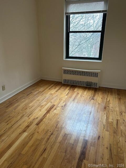 112a Hoyt Street - Photo 1