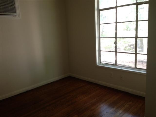 1008 W 25 St - Photo 3