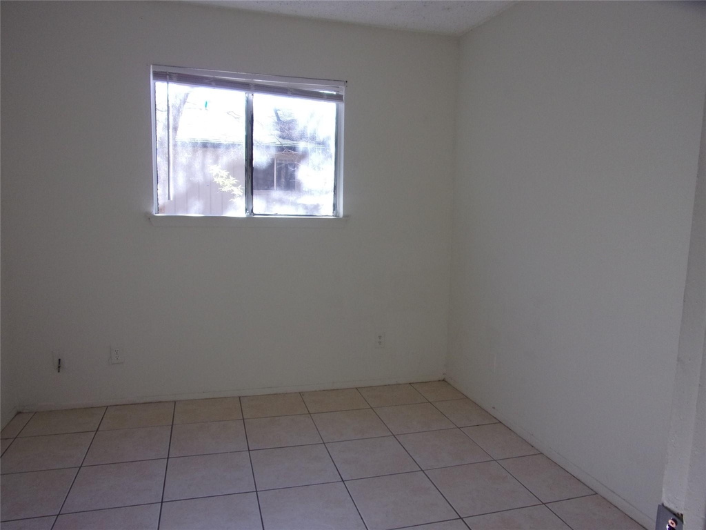 803 Sirocco Dr - Photo 16