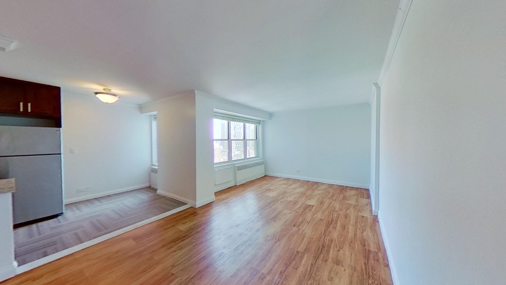 747 10th Avenue - Photo 3