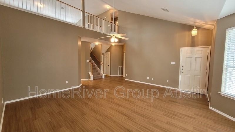 926 Monadale Trl - Photo 2