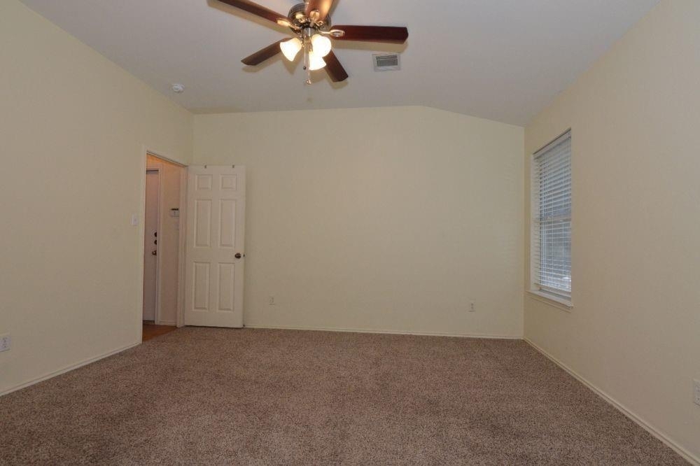 286 Strawn - Photo 16