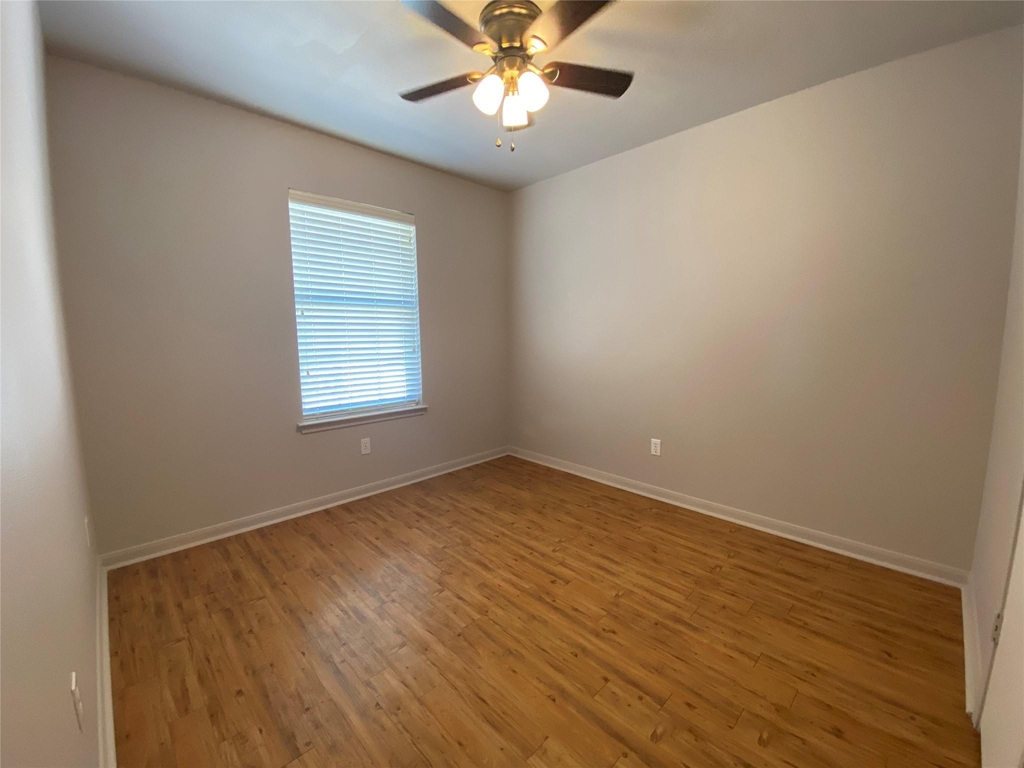 1806 Dublin Dr - Photo 16