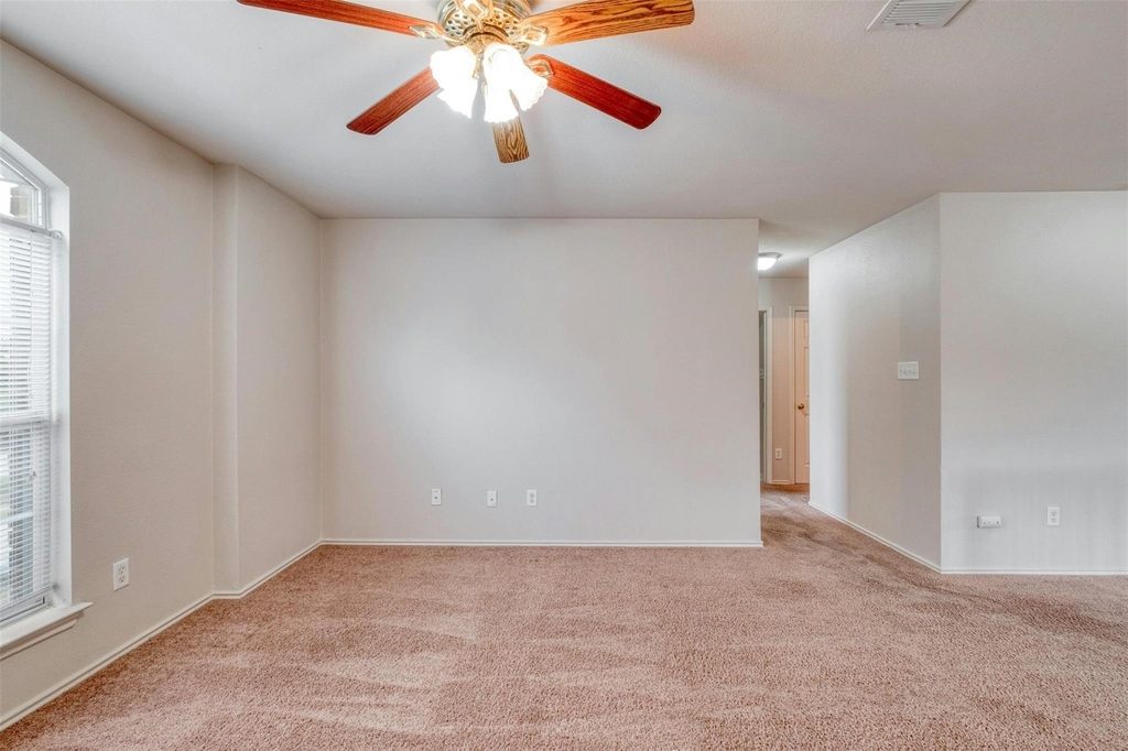 17411 Orwell Ln - Photo 19