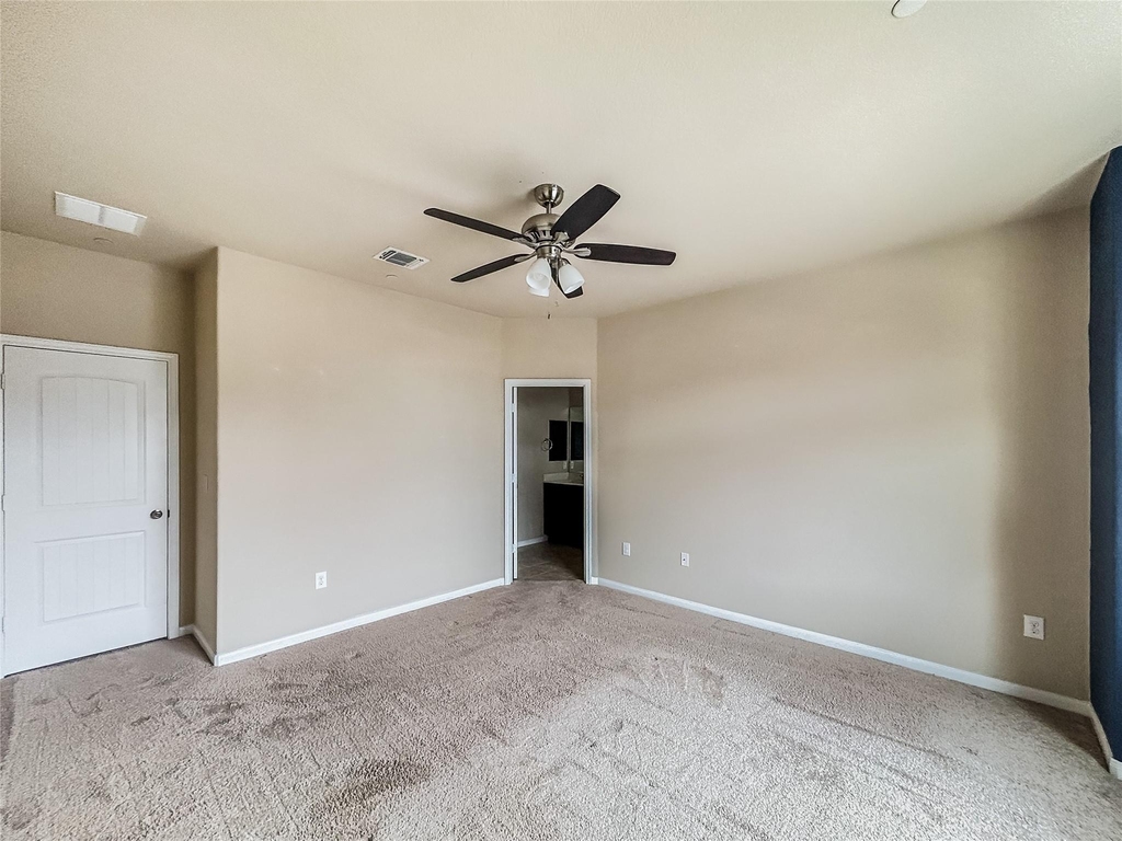 2880 Donnell Dr - Photo 31