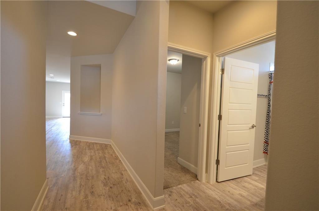 9109 Alex Ln - Photo 2