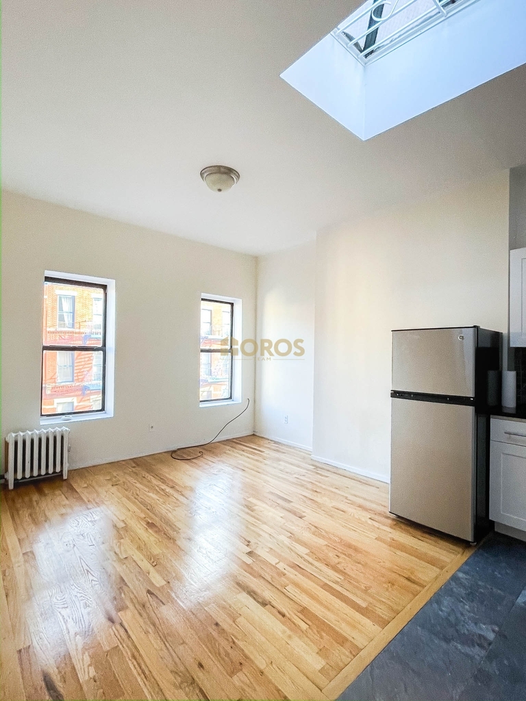 174 Avenue B - Photo 1