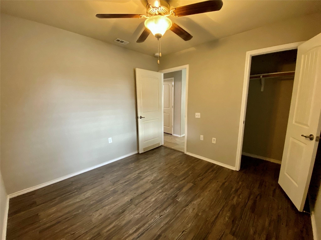 5524 Kleberg Trl - Photo 16