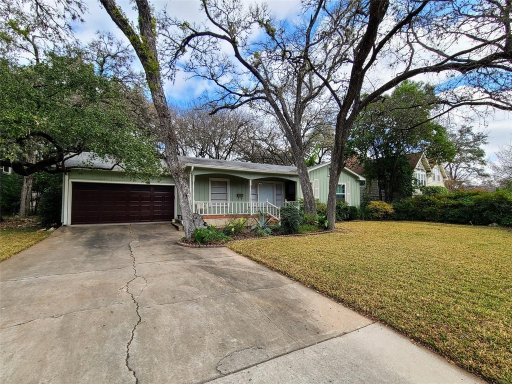 5617 Shoal Creek Blvd - Photo 0