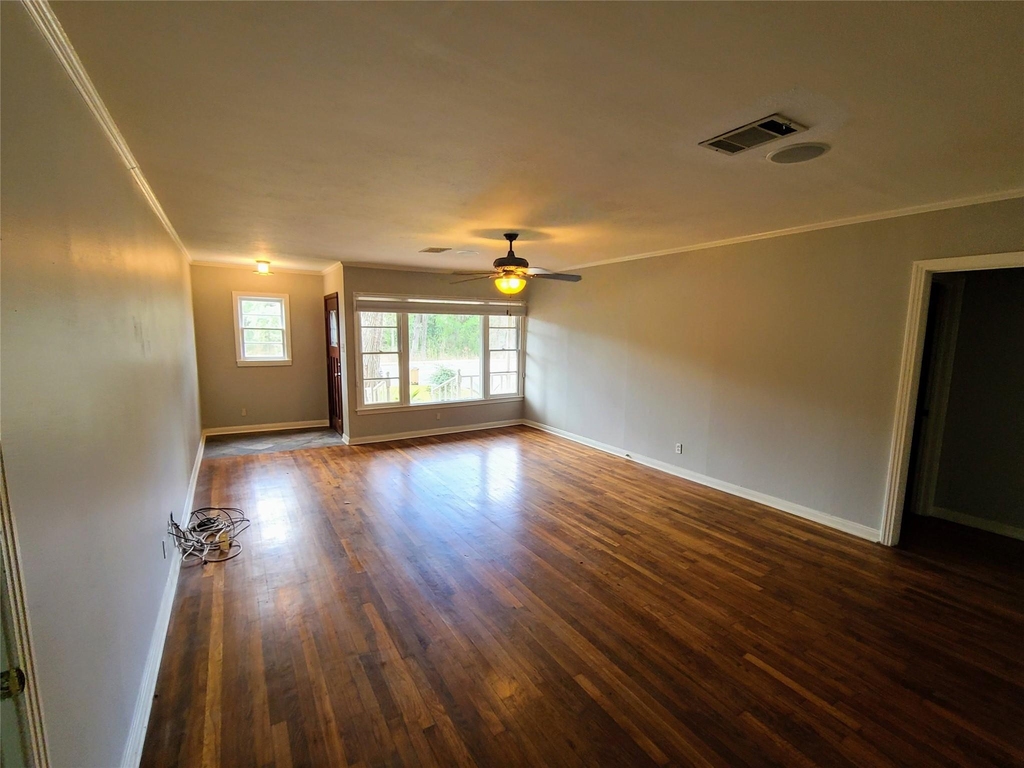 5617 Shoal Creek Blvd - Photo 2