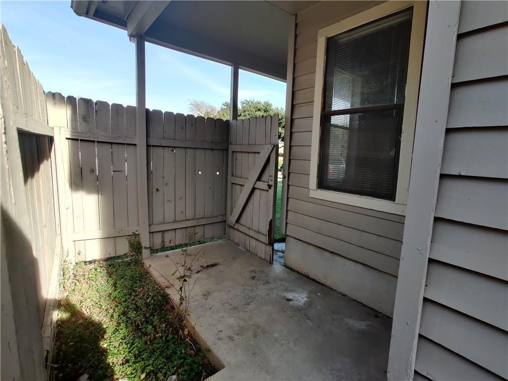 8705 Schick Rd - Photo 12