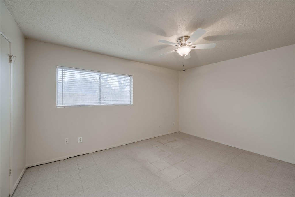 6900 Branchwood Dr - Photo 3