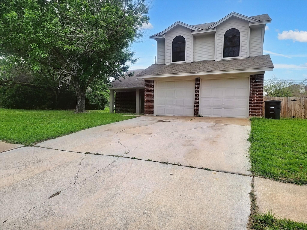 4805 Greenlee Dr - Photo 2