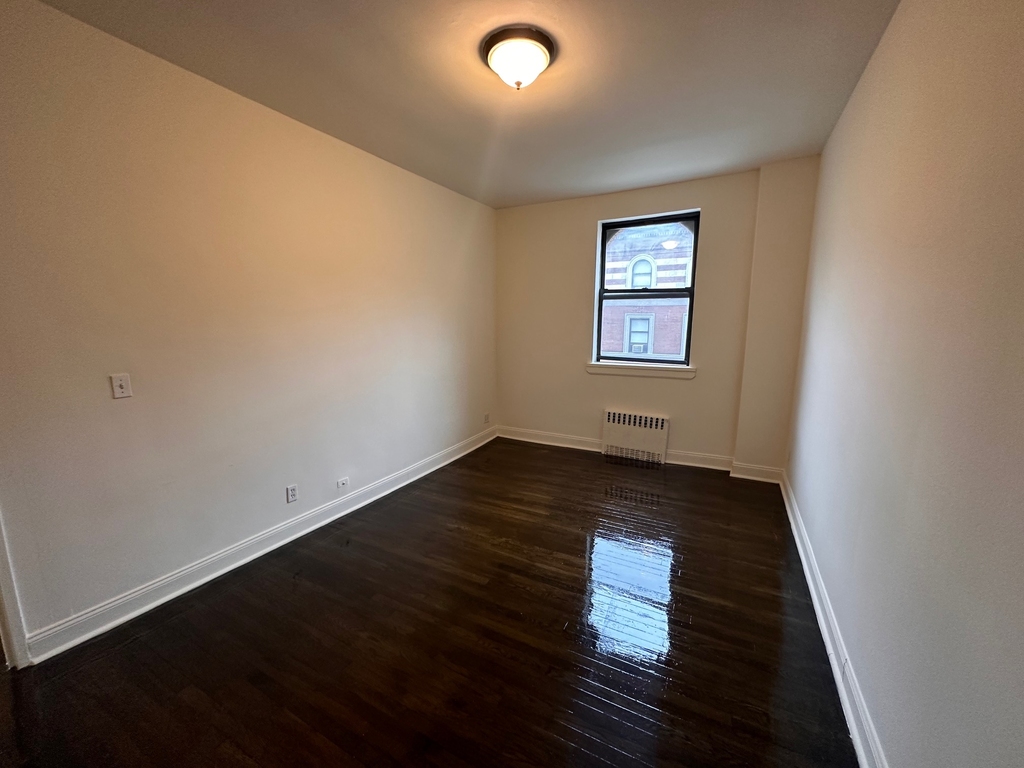 243 West 99th Street - Photo 8