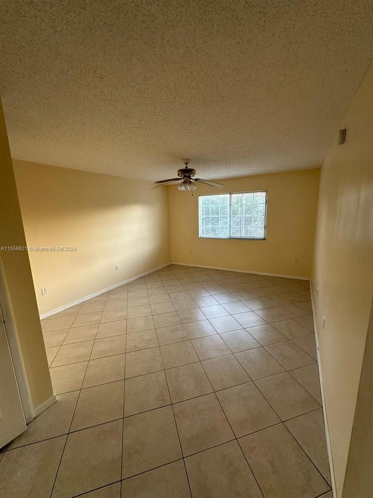 5021 Wiles Rd - Photo 29