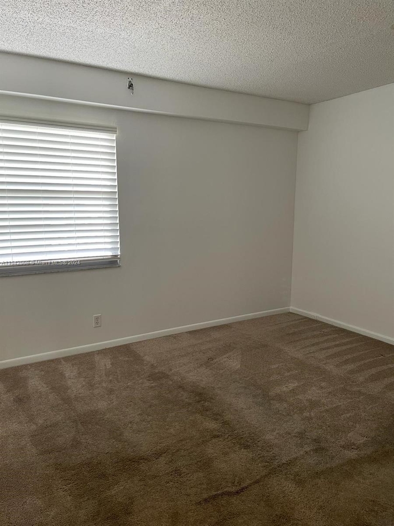 13000 Sw 15th Ct - Photo 13