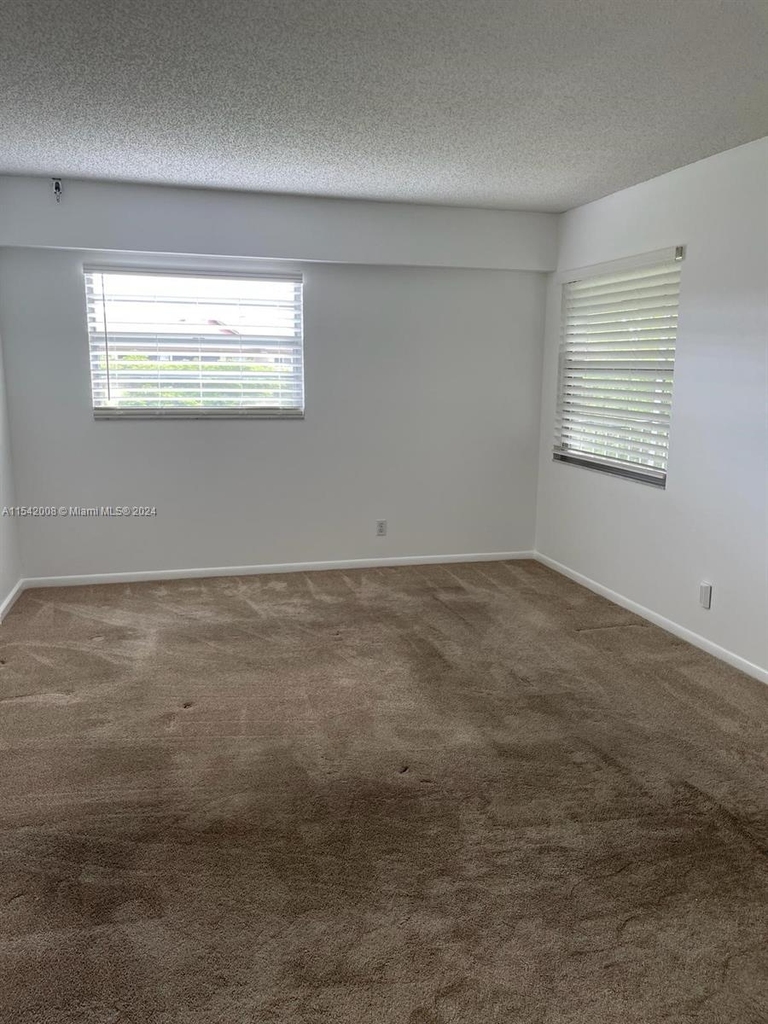 13000 Sw 15th Ct - Photo 11