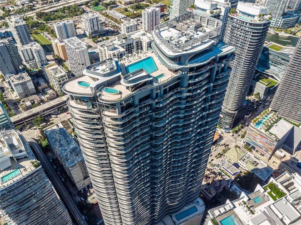 1000 Brickell Plz - Photo 43