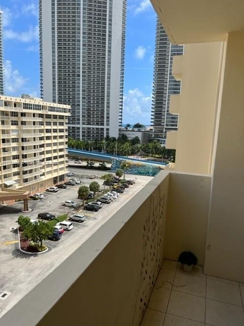 1833 S Ocean Dr - Photo 10