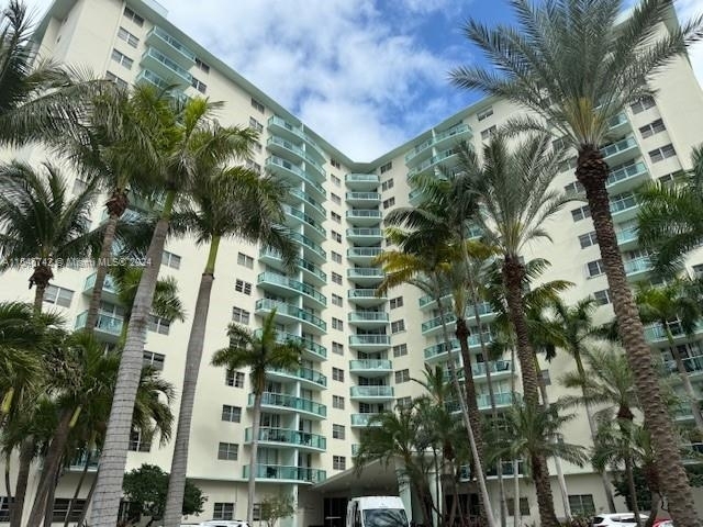 3901 S Ocean Dr - Photo 1