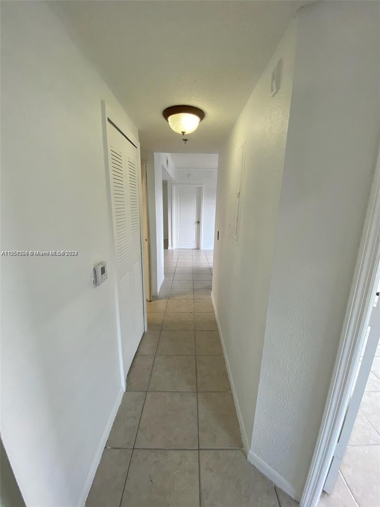 9300 Fontainebleau Blvd - Photo 24