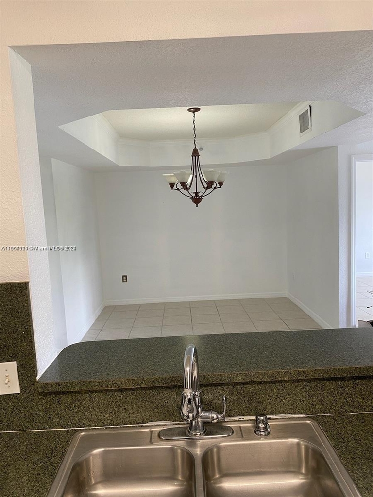 9300 Fontainebleau Blvd - Photo 22