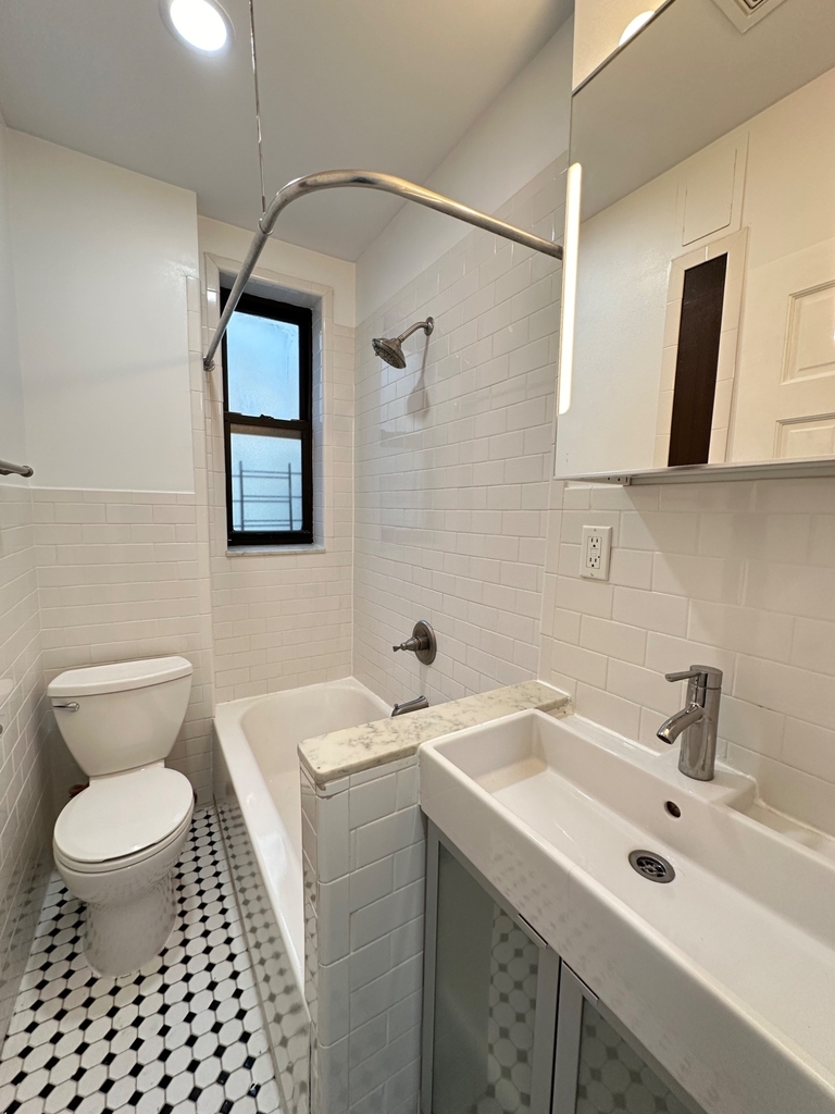 175 East 101st Street - Photo 4