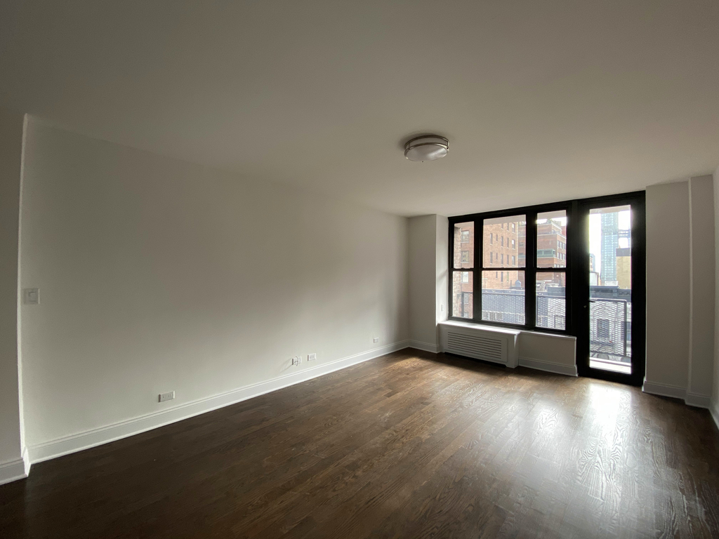 9F East 35th Street - Photo 0