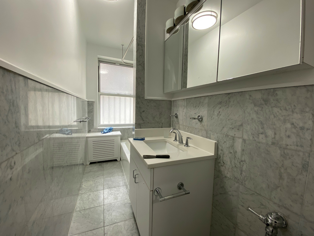 1B East 37th Street - Photo 5