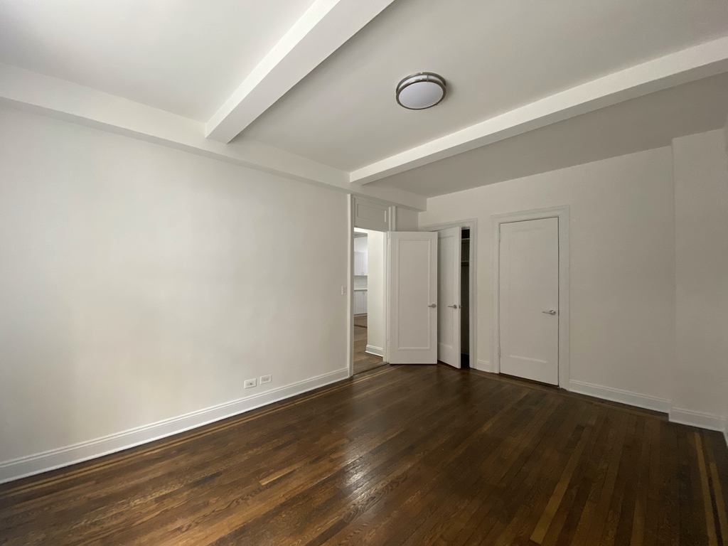 1B East 37th Street - Photo 4