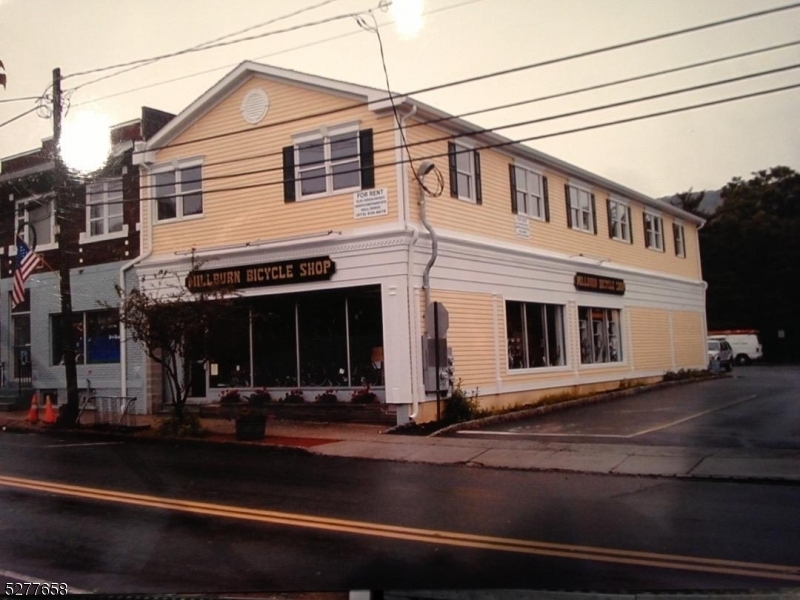 20 Main St - Photo 0