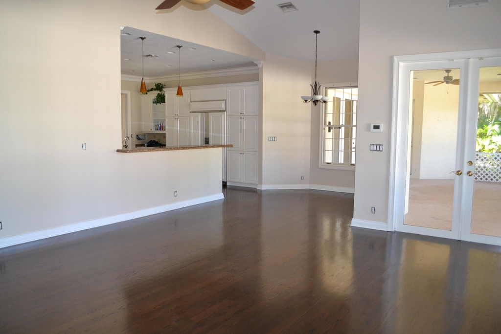 11902 Waterwood Drive - Photo 9