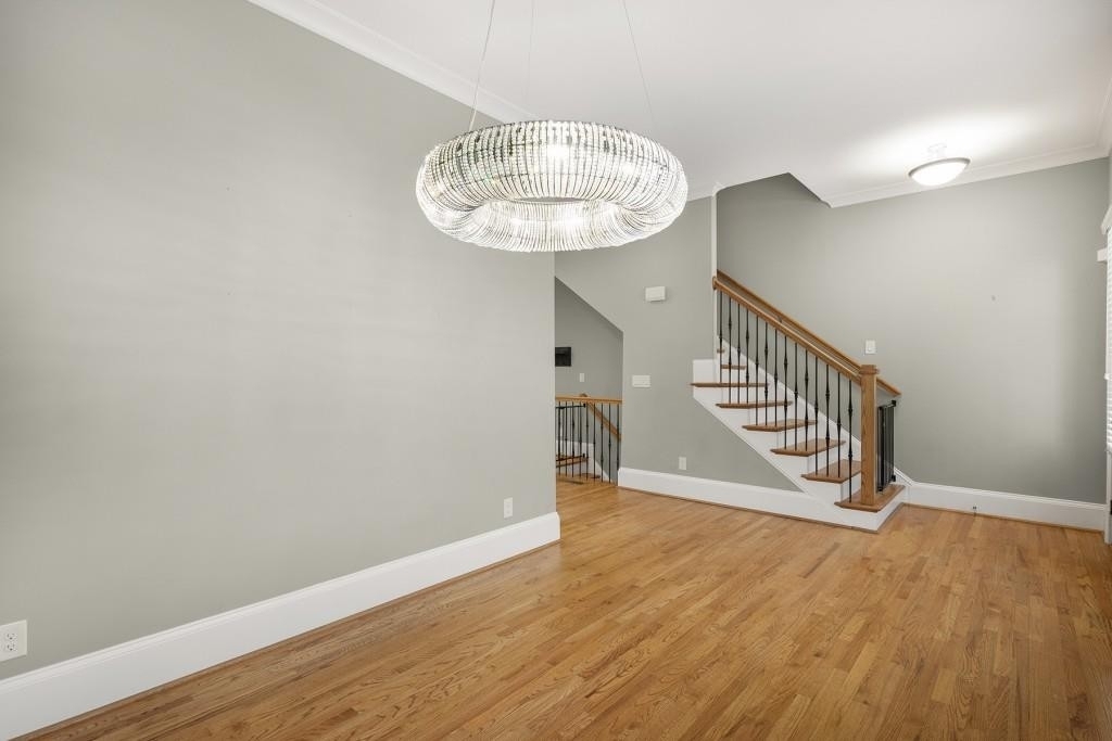 395 Laurent Street Nw - Photo 4