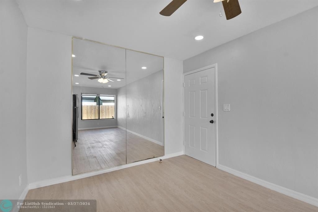 6101 Nw 9th Ct - Photo 10